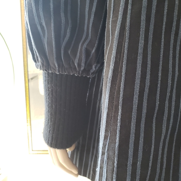 Noa Noa | Striped Padded Coat with Removable Cuffs - Picture 8 of 13